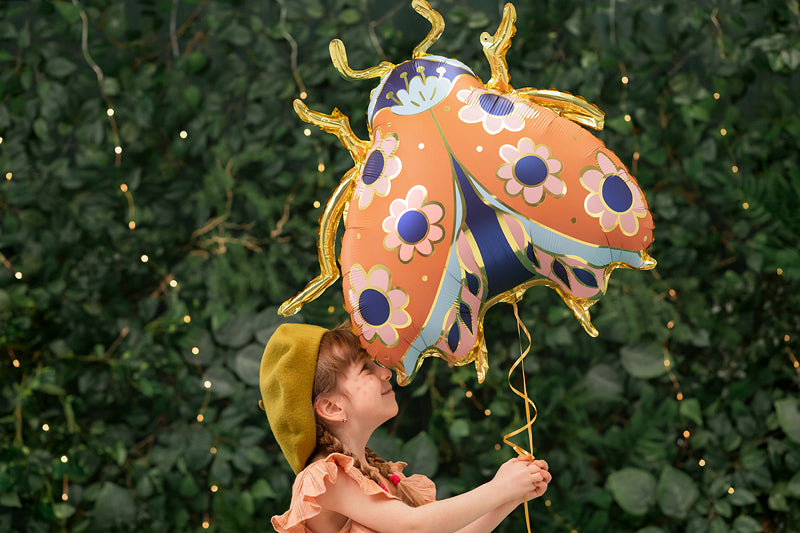 Globo de aluminio con forma de mariquita, 34 pulgadas.